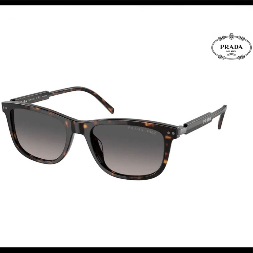 NWOT Prada SPR 18Y Sunglasses